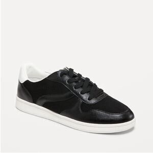 Old Navy Black Low Top Sneakers